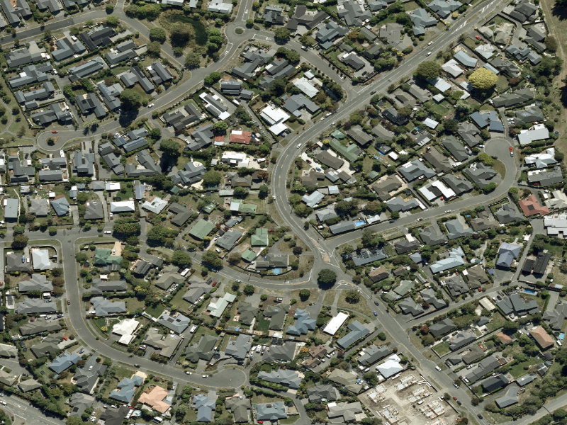 aerial view of Walk and bike track through Parklands and the ground around it