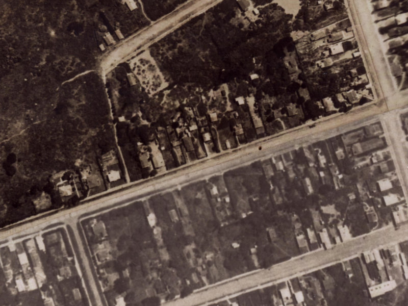 60 Leaver Terrace from the air, 1925-1929