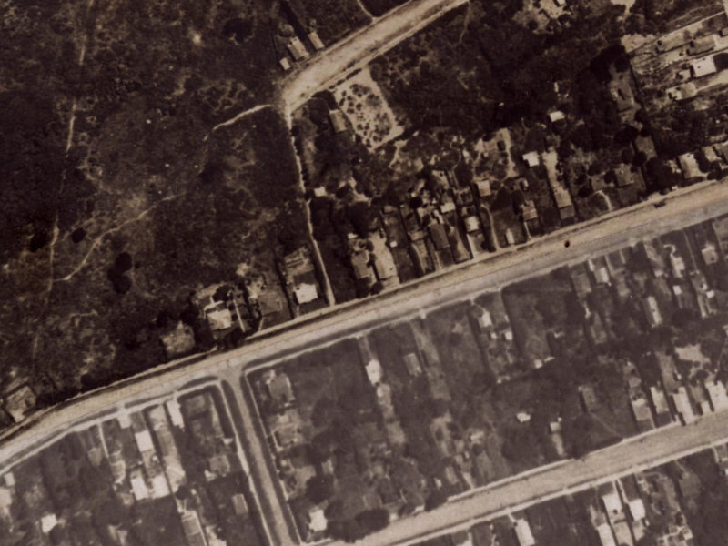 68 Leaver Terrace from the air, 1925-1929