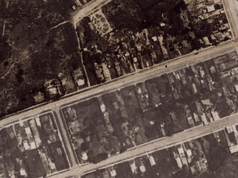 63 Leaver Terrace from the air, 1925-1929