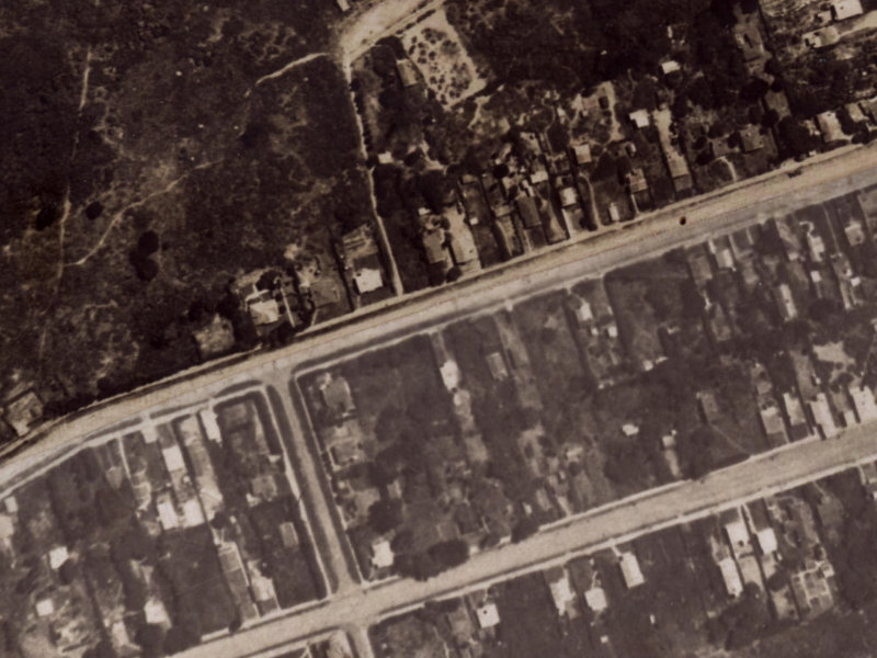 77 Leaver Terrace from the air, 1925-1929