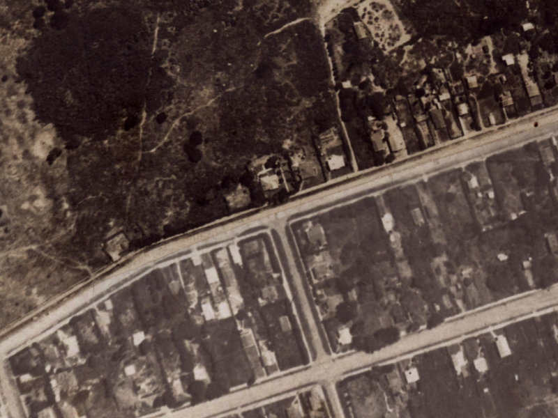 86 Leaver Terrace from the air, 1925-1929