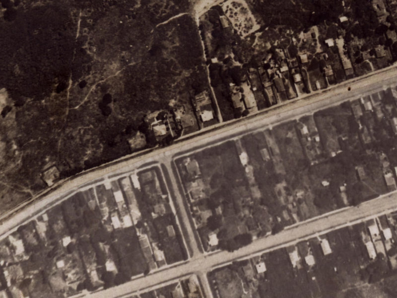 81 Leaver Terrace from the air, 1925-1929