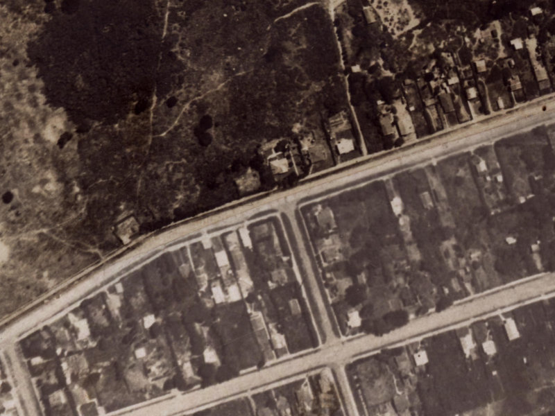 87 Leaver Terrace from the air, 1925-1929