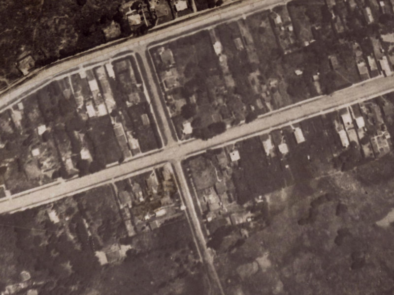 91-93 Bowhill Road from the air, 1925-1929