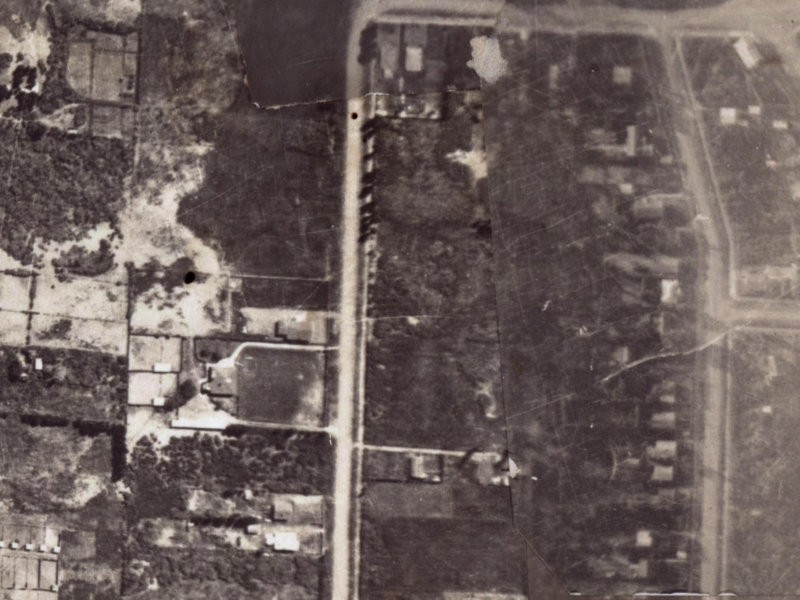 65 Palmers Road from the air, 1925-1929