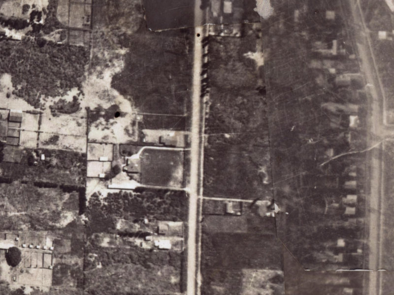 74 Palmers Road from the air, 1925-1929