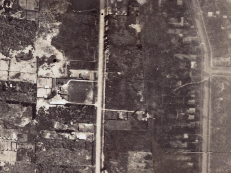 69 Palmers Road from the air, 1925-1929