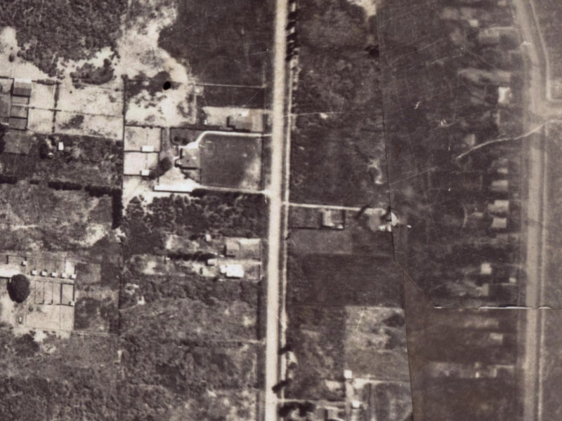 86 Palmers Road from the air, 1925-1929
