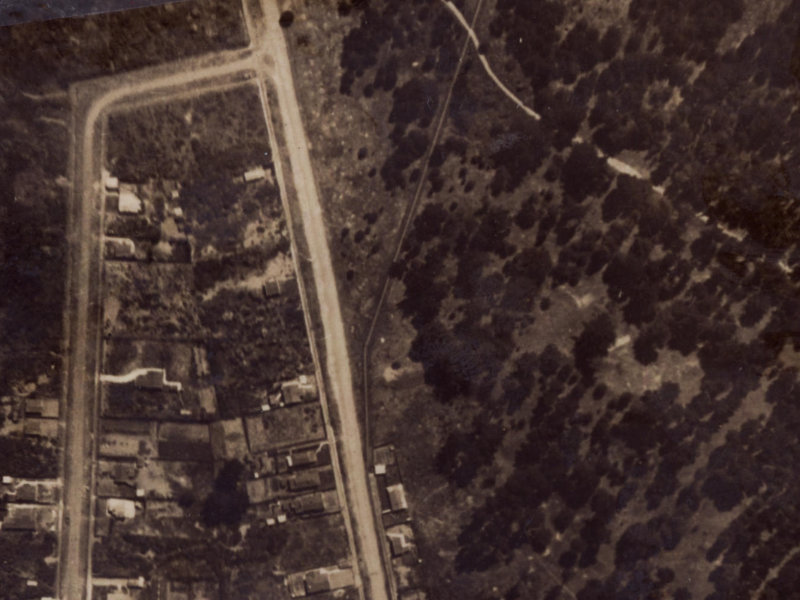 284 Keyes Road from the air, 1925-1929
