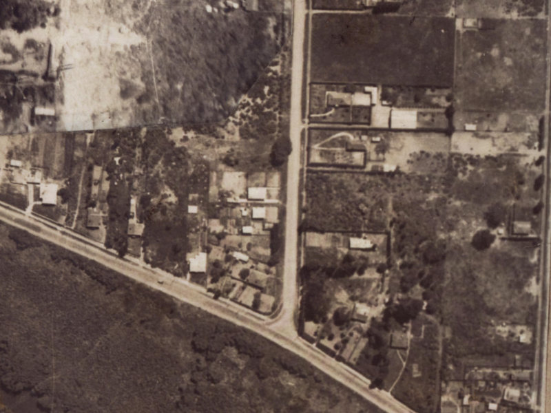 194 Palmers Road from the air, 1925-1929