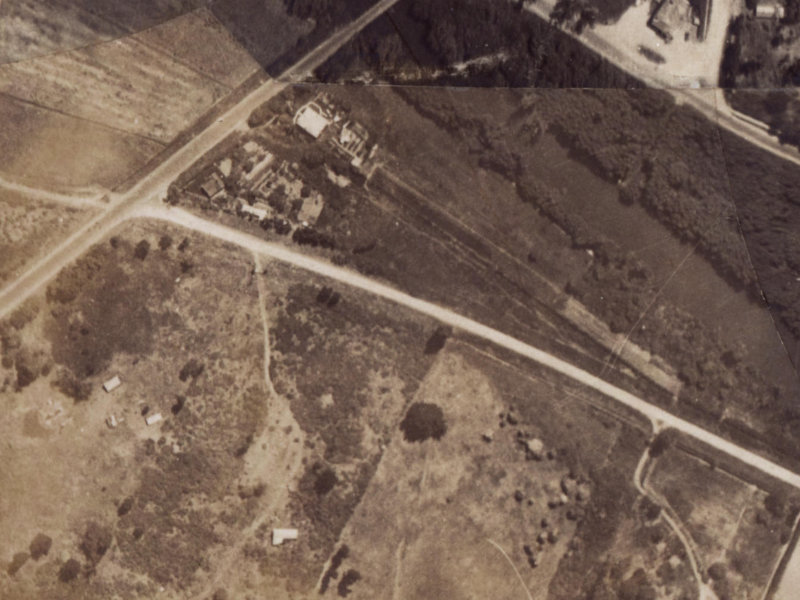 17 Falconwood Grove from the air, 1925-1929