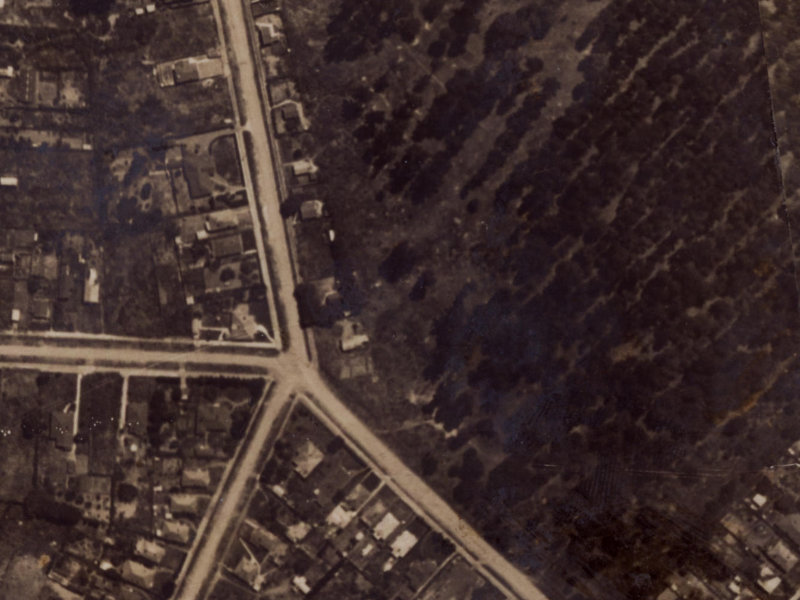 335 Keyes Road from the air, 1925-1929