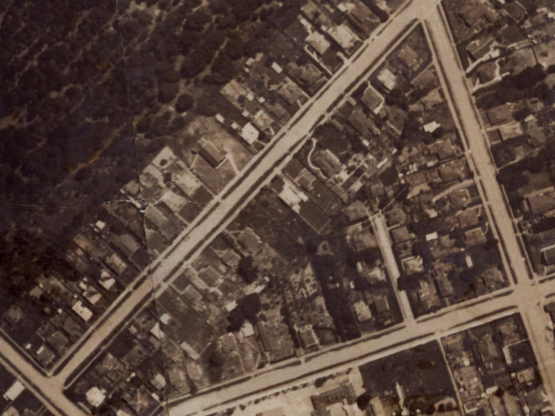 1/107 Lonsdale Street from the air, 1925-1929