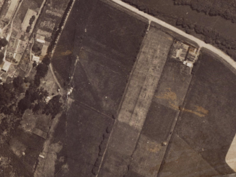 103 Carisbrooke Street from the air, 1925-1929