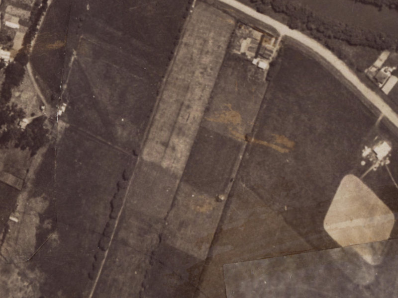 98 Carisbrooke Street from the air, 1925-1929