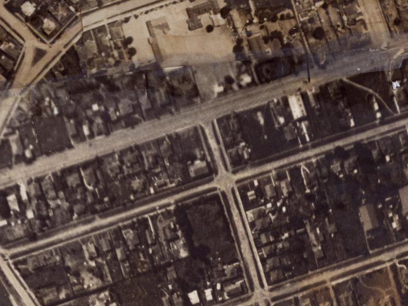 8E Hardy Street from the air, 1925-1929