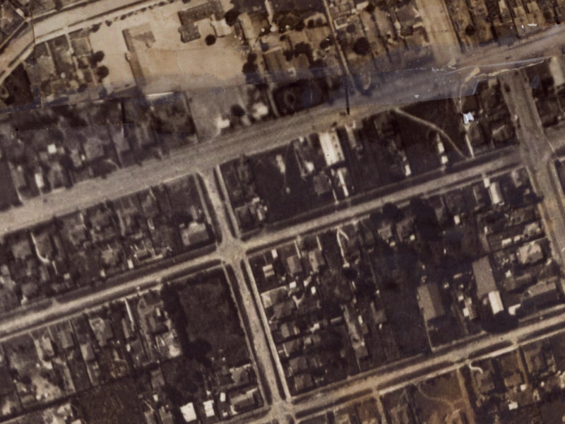 82 Beresford Street from the air, 1925-1929