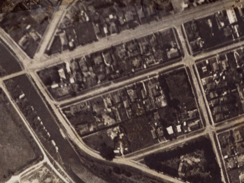 111 Beresford Street from the air, 1925-1929