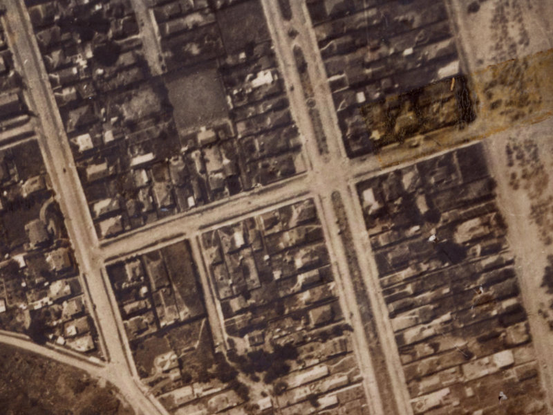 25 Hood Street from the air, 1925-1929