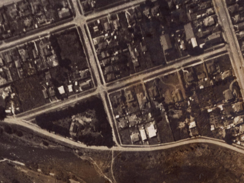 35 Collingwood Street from the air, 1925-1929