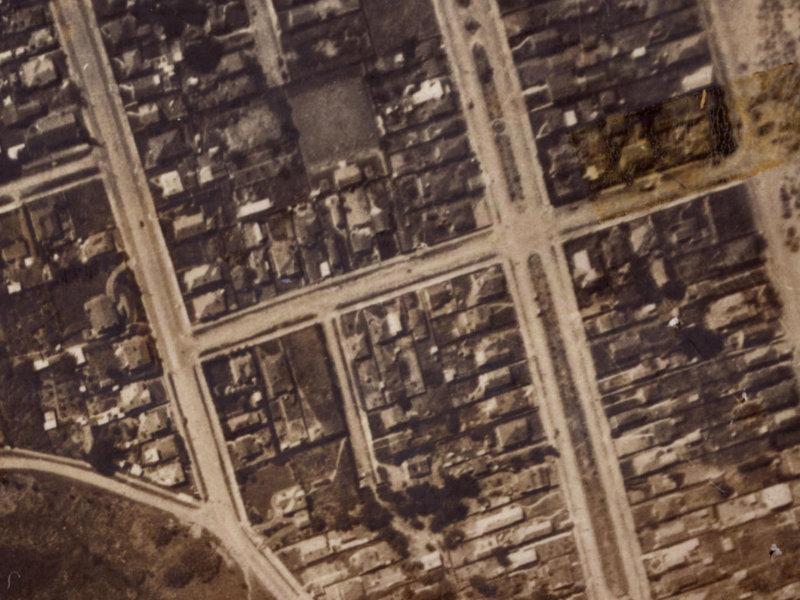 27 Hood Street from the air, 1925-1929