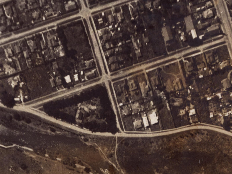 35 Hardy Street from the air, 1925-1929