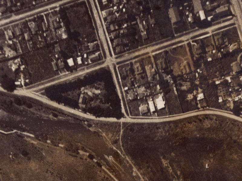 32 Hardy Street from the air, 1925-1929