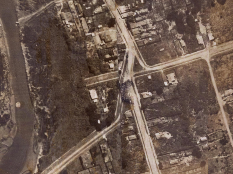 49-51 Jervois Street from the air, 1925-1929