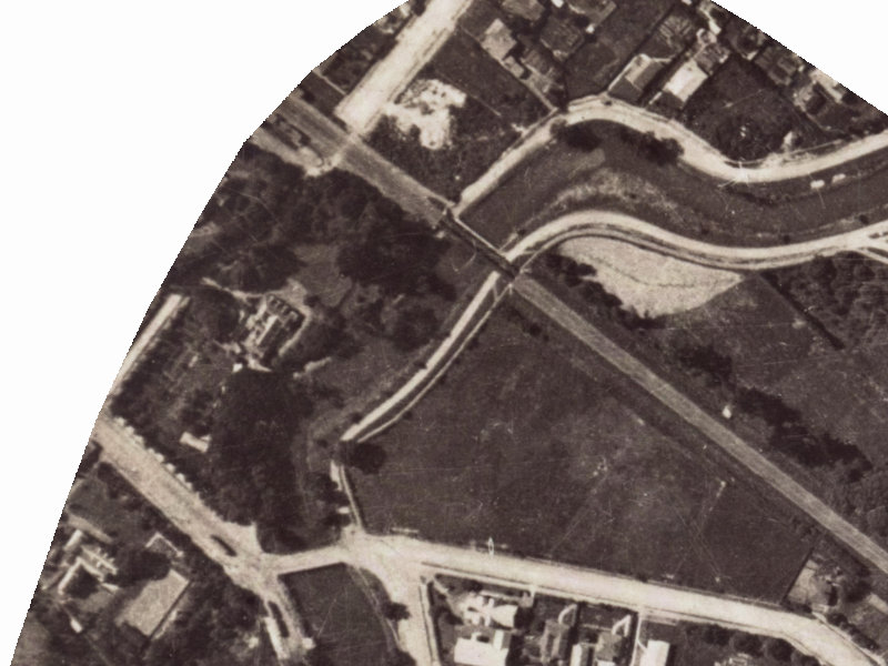 154 Clarendon Terrace from the air, 1925-1929