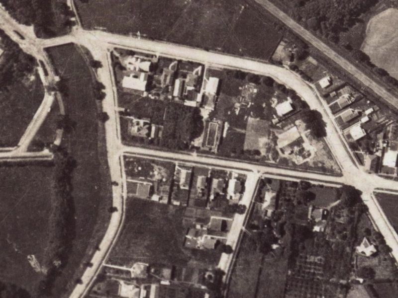 122 Garlands Road from the air, 1925-1929