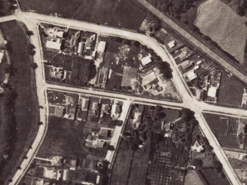 113 Garlands Road from the air, 1925-1929