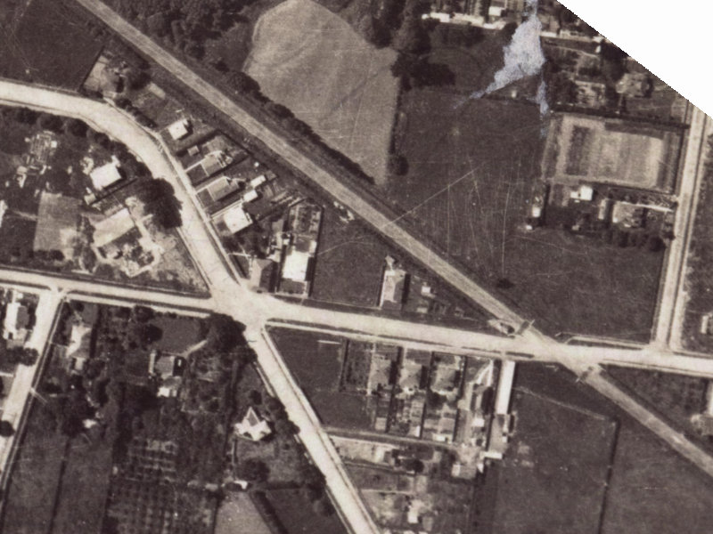 100 Garlands Road from the air, 1925-1929
