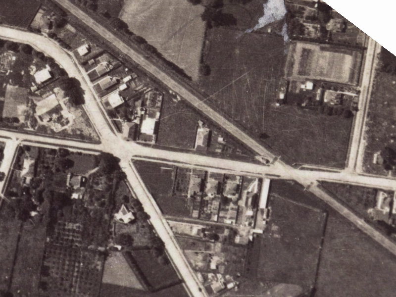 93-95 Garlands Road from the air, 1925-1929