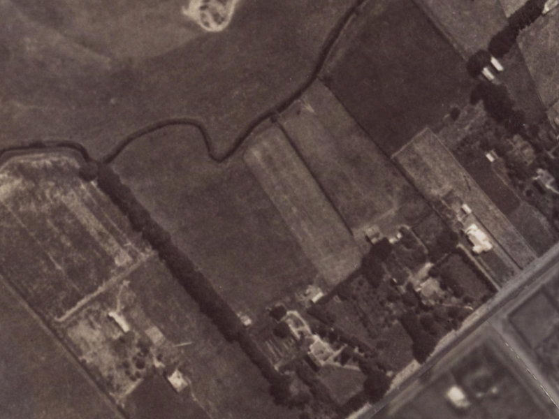 16 Kinnaird Place from the air, 1925-1929