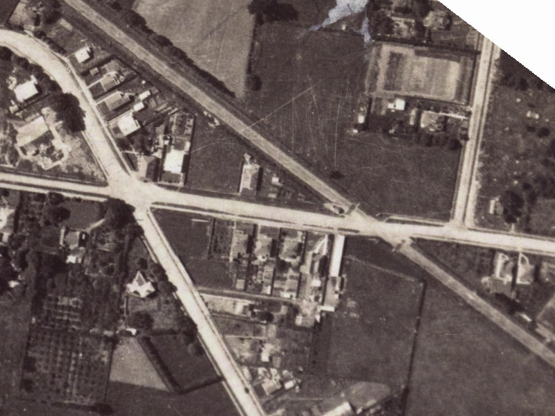 93 Garlands Road from the air, 1925-1929