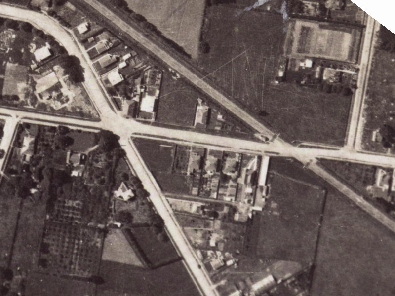 95 Garlands Road from the air, 1925-1929