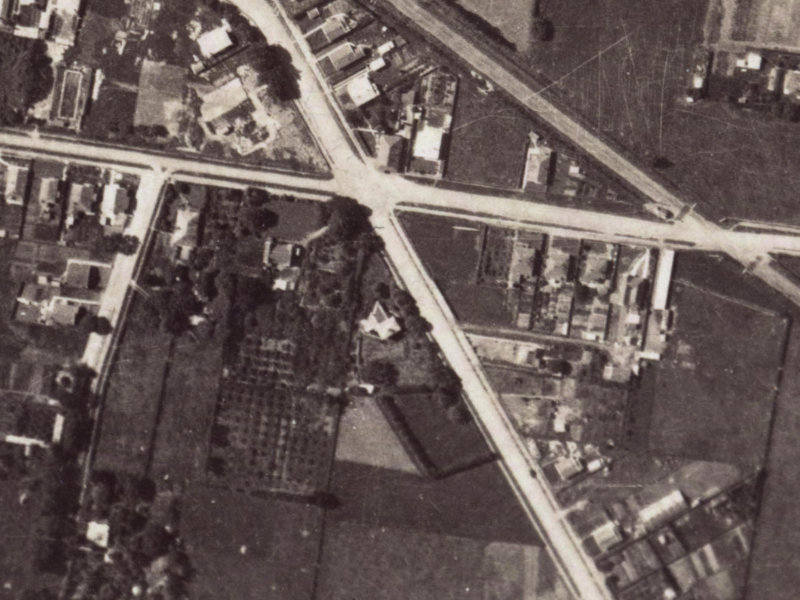 40 Mary McLean Place from the air, 1925-1929