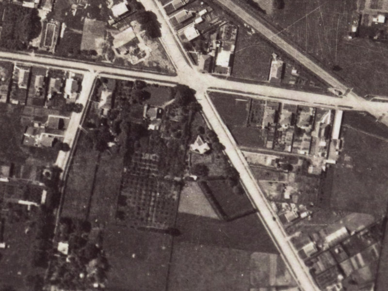 39 Mary McLean Place from the air, 1925-1929