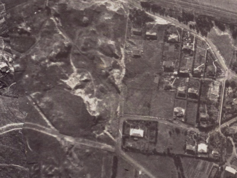15 Rangatira Terrace from the air, 1925-1929