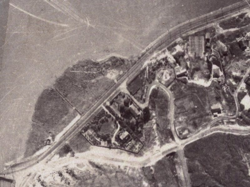 4 Te Awakura Terrace from the air, 1925-1929