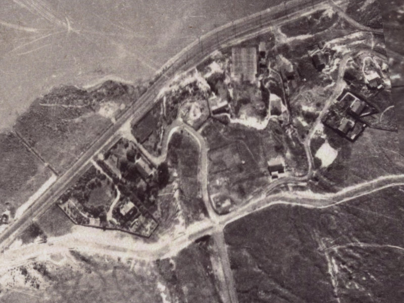 10 Te Awakura Terrace from the air, 1925-1929