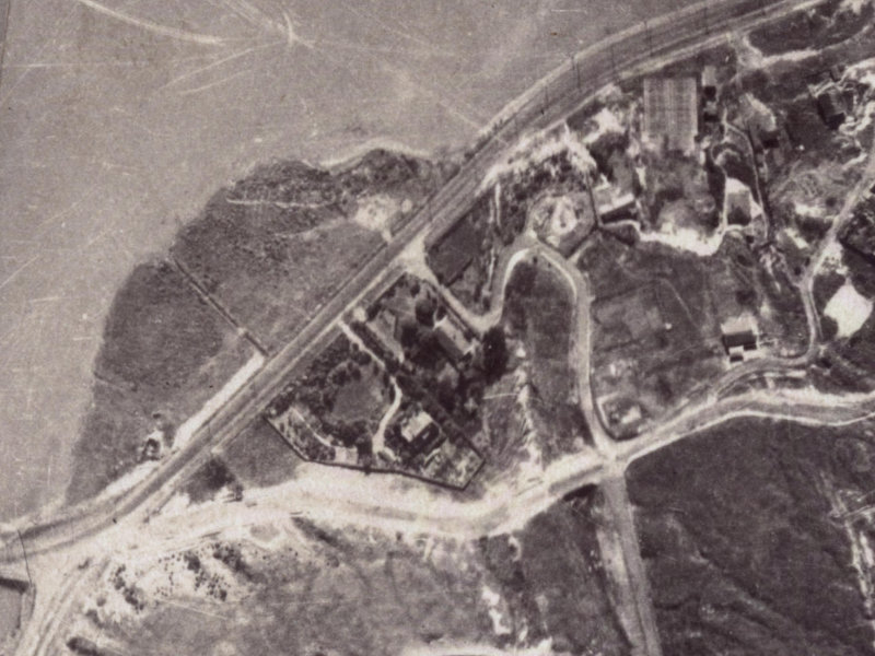 4/2 Te Awakura Terrace from the air, 1925-1929
