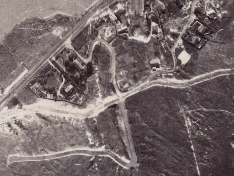 18 Te Awakura Terrace from the air, 1925-1929