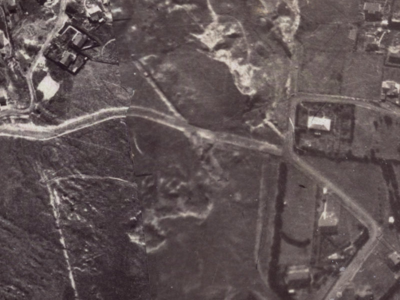 50 St Andrews Hill Road from the air, 1925-1929