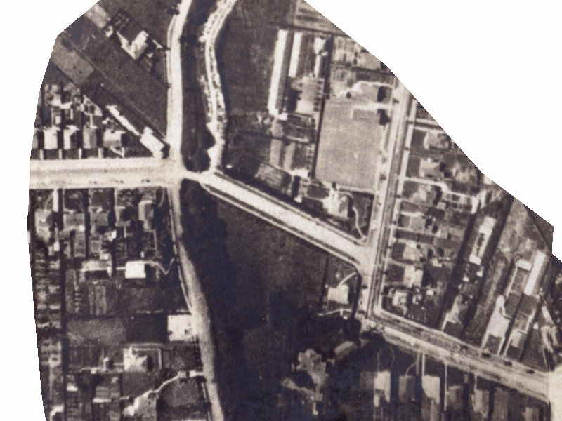 13E Burnbrae Street from the air, 1925-1929