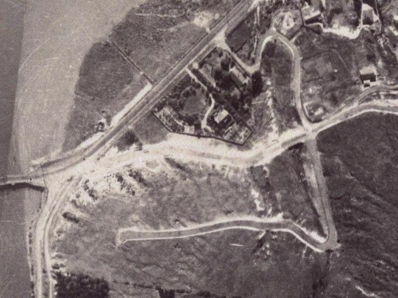 17 Menlo Terrace from the air, 1925-1929