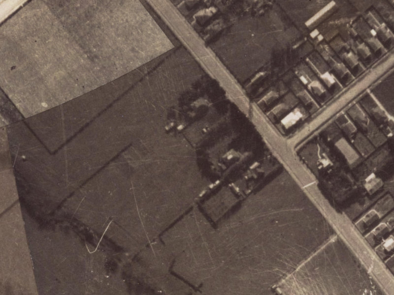 4 Glynne Crescent from the air, 1925-1929