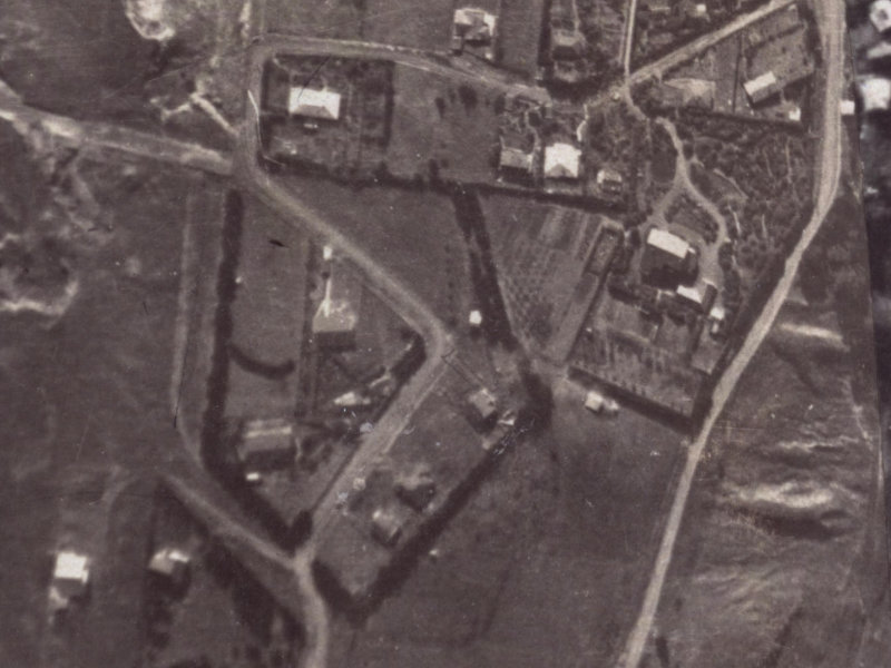 77 Saint Andrews Hill Road from the air, 1925-1929