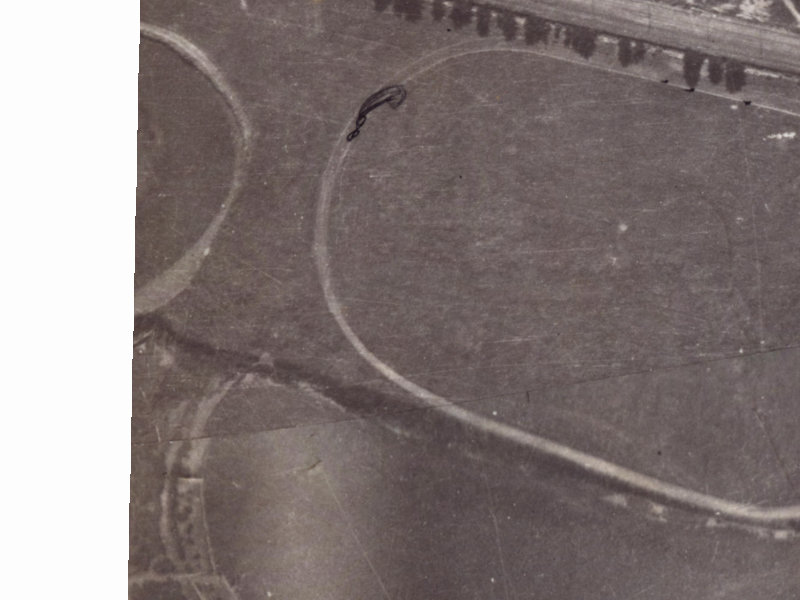 10 Settlers Crescent from the air, 1925-1929